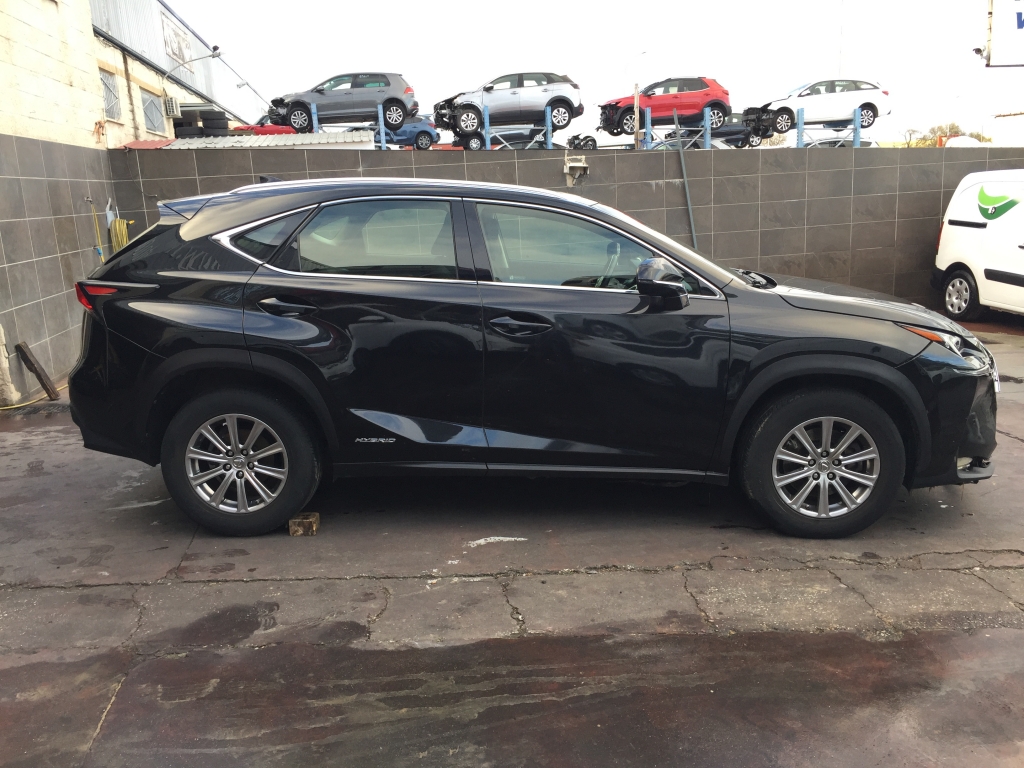 LEXUS NX-300 H 2.5 HIBRIDO 155CV