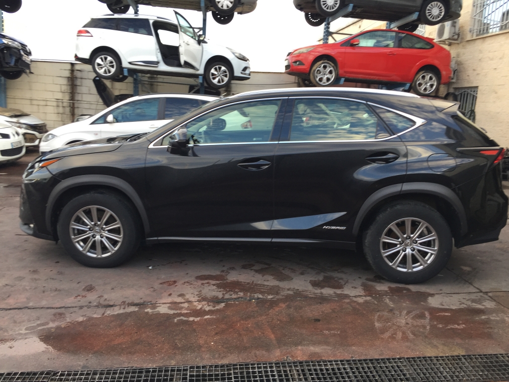 LEXUS NX-300 H 2.5 HIBRIDO 155CV