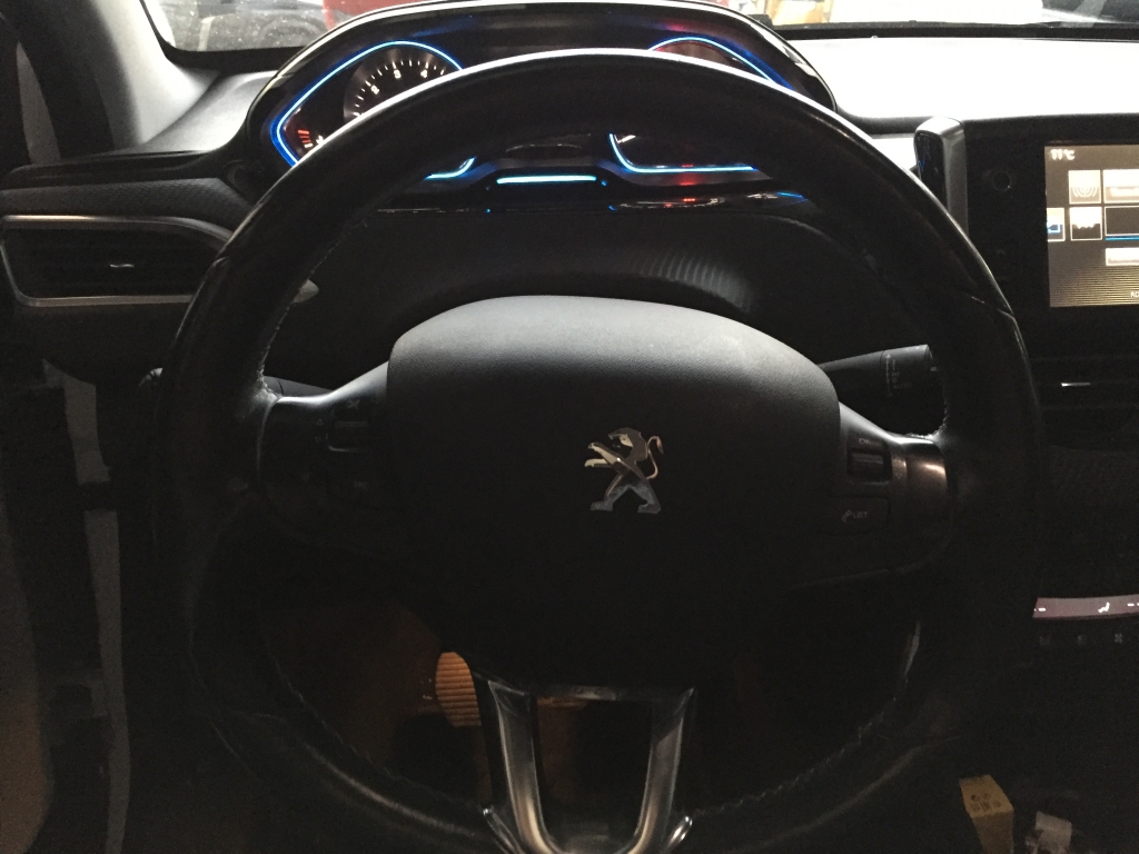 PEUGEOT 2008 1.2 INY 112CV