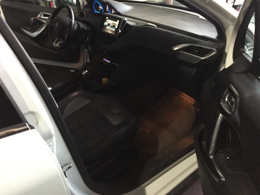 PEUGEOT 2008 1.2 INY 112CV