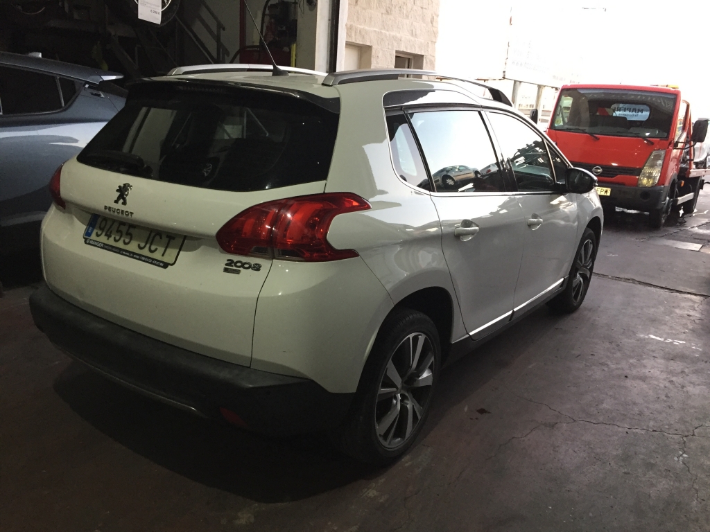 PEUGEOT 2008 1.2 INY 112CV