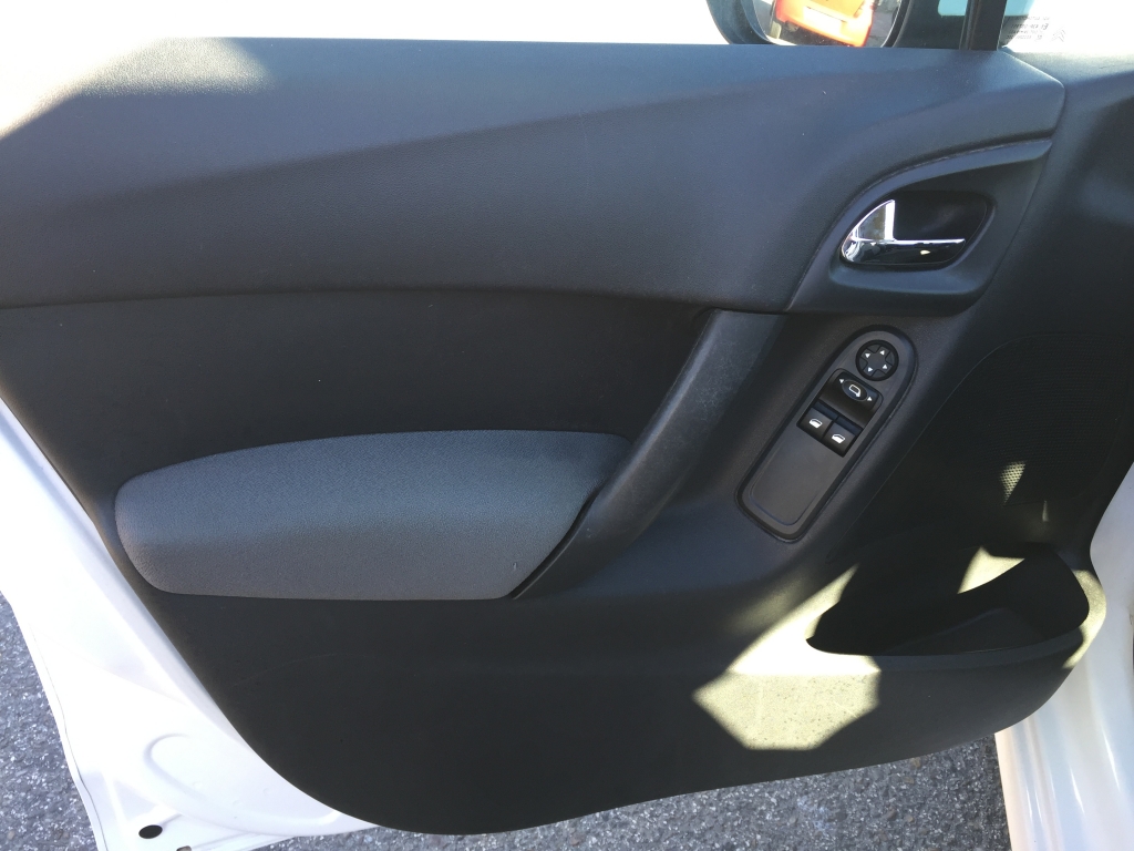 CITROEN C-3 1.4 INY 73CV