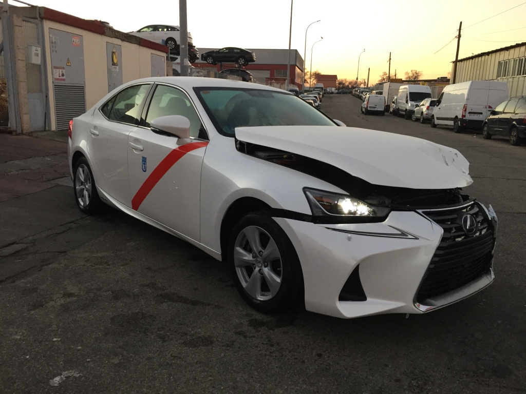 LEXUS IS300H 2.5 HIBRIDO 180CV AUT