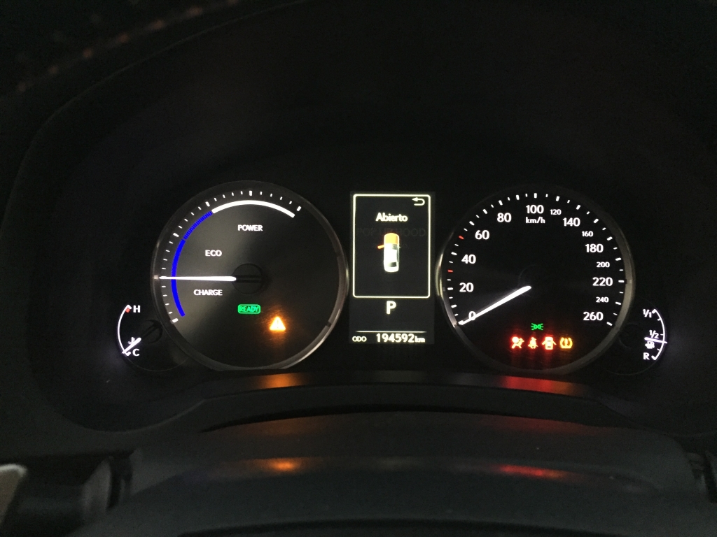 LEXUS IS300H 2.5 HIBRIDO 180CV AUT