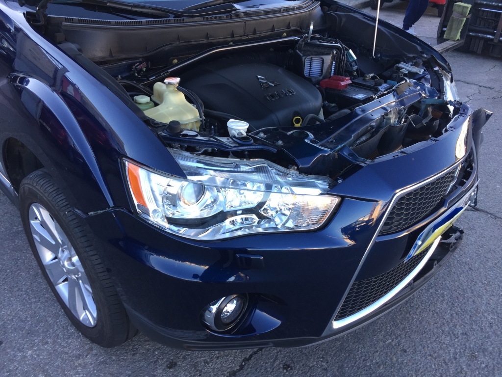 MITSUBISHI OUTLANDER 2.2 DI-D 156CV 7 PLAZAS