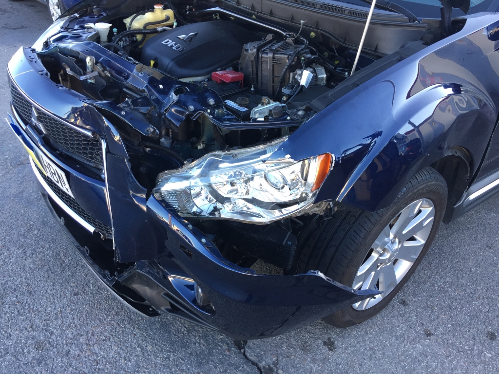 MITSUBISHI OUTLANDER 2.2 DI-D 156CV 7 PLAZAS