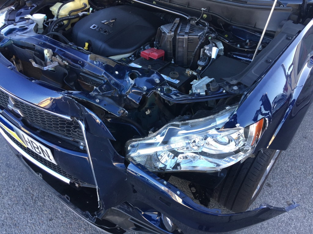MITSUBISHI OUTLANDER 2.2 DI-D 156CV 7 PLAZAS