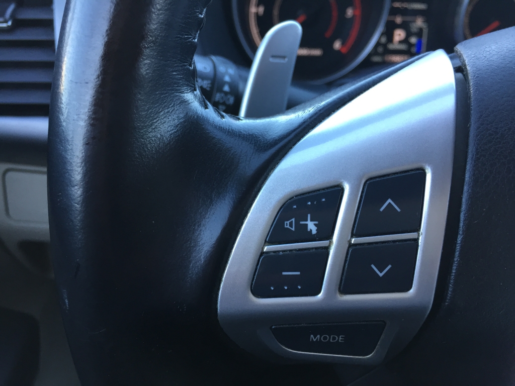 MITSUBISHI OUTLANDER 2.2 DI-D 156CV 7 PLAZAS
