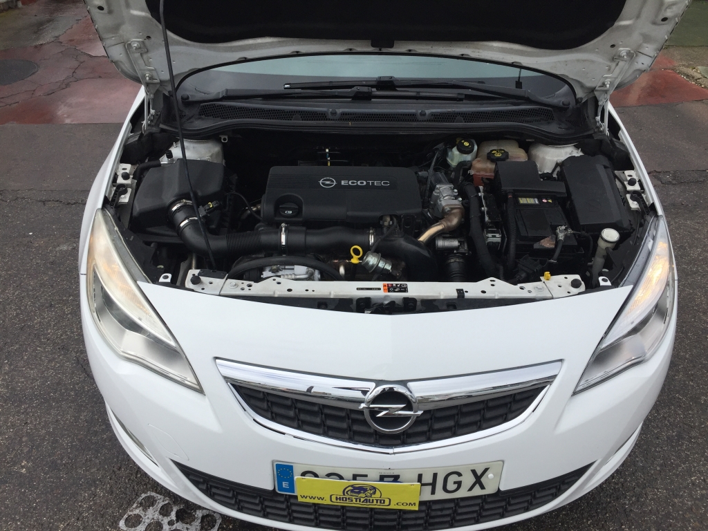 OPEL ASTRA SPORT TOURER 1.7 CDTI 110CV