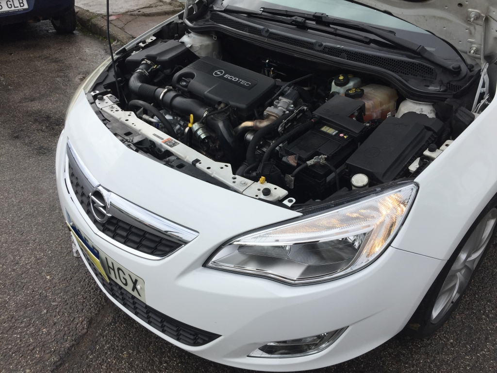 OPEL ASTRA SPORT TOURER 1.7 CDTI 110CV
