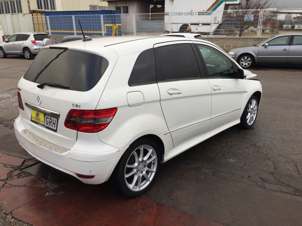 MERCEDES BENZ CLASE B-180 CDI 2.0 110CV