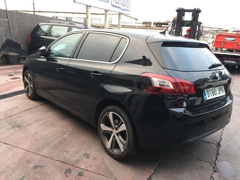 PEUGEOT 308 2.0 HDI 150CV AUT
