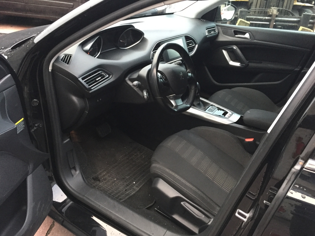 PEUGEOT 308 2.0 HDI 150CV AUT