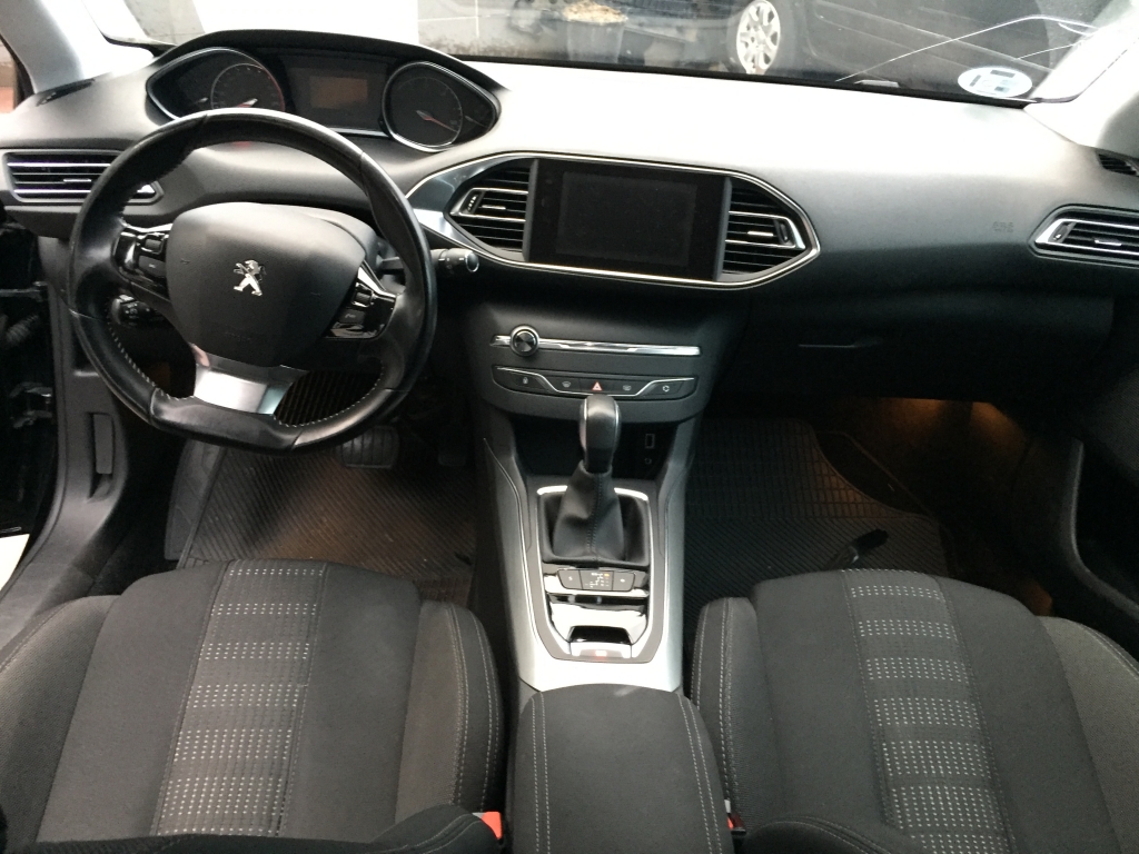 PEUGEOT 308 2.0 HDI 150CV AUT
