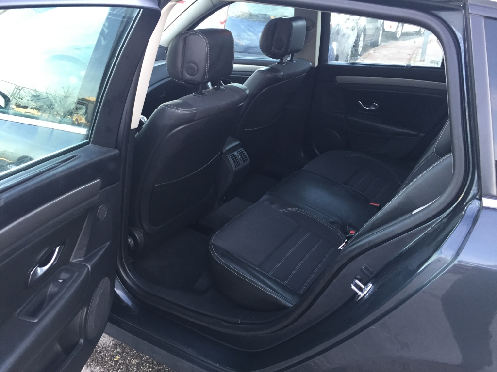 RENAULT LAGUNA GRAND TOUR 2.0 DTI 130CV