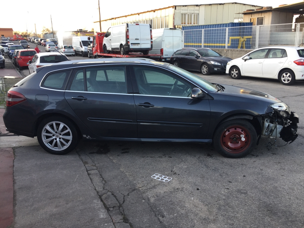 RENAULT LAGUNA GRAND TOUR 2.0 DTI 130CV
