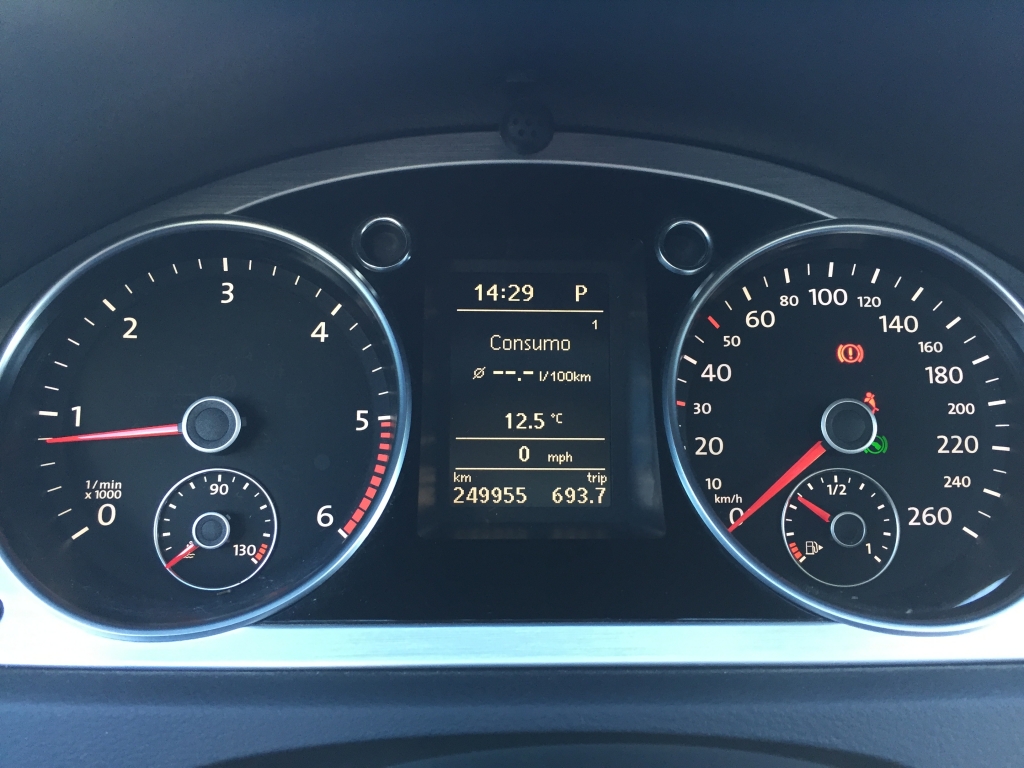 VOLKSWAGEN PASSAT VARIANT 2.0 TDI 140CV AUT