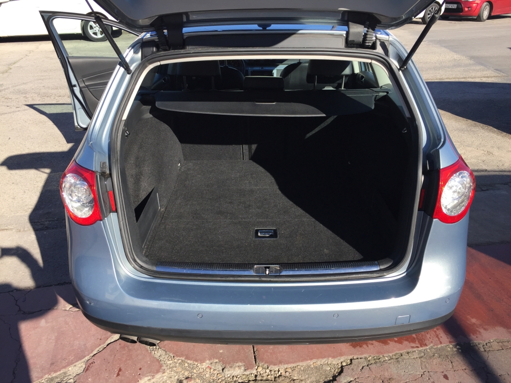 VOLKSWAGEN PASSAT VARIANT 2.0 TDI 140CV AUT