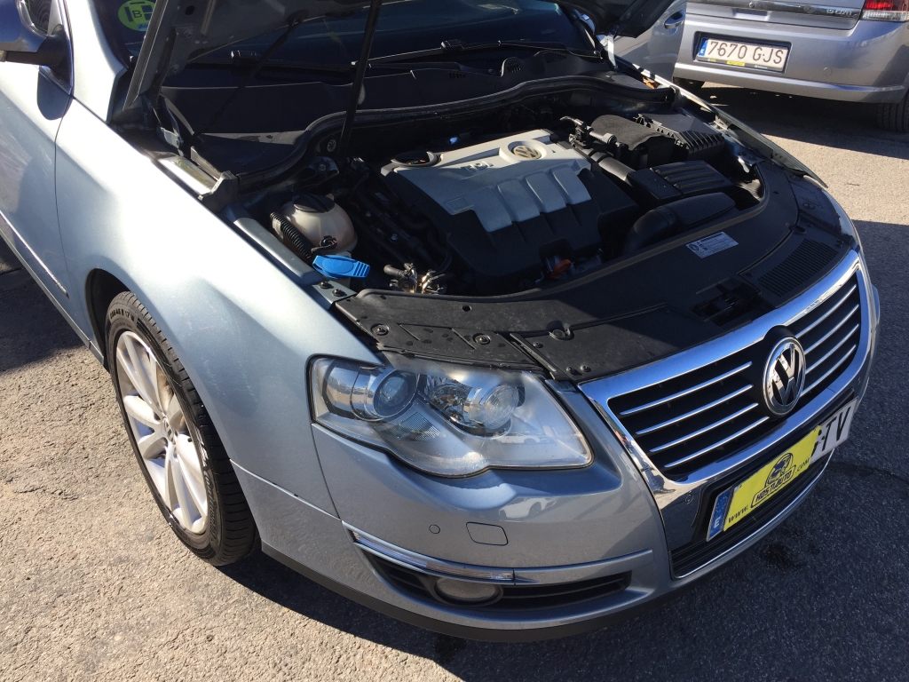 VOLKSWAGEN PASSAT VARIANT 2.0 TDI 140CV AUT