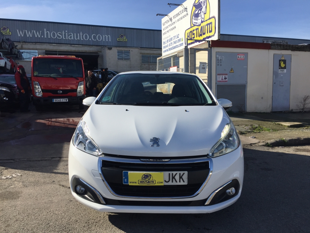 PEUGEOT 208 1.6 HDI 75CV