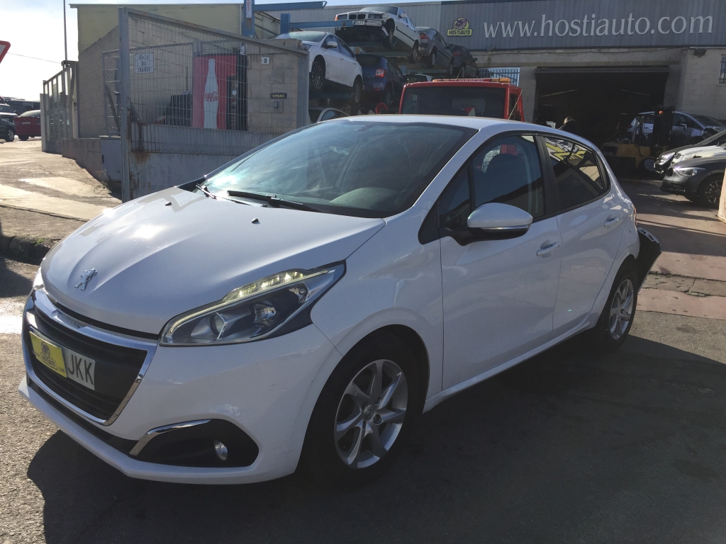 PEUGEOT 208 1.6 HDI 75CV