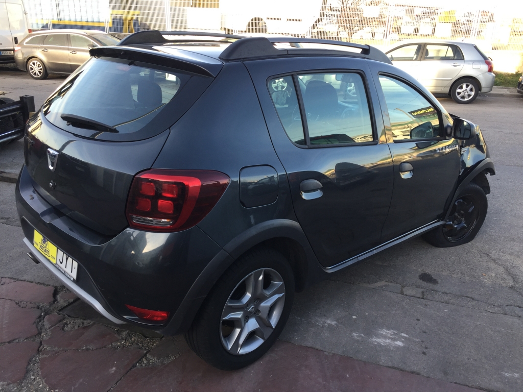 DACIA SANDERO 900 INY 90CV