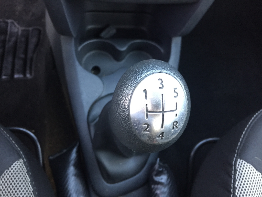 DACIA SANDERO 900 INY 90CV