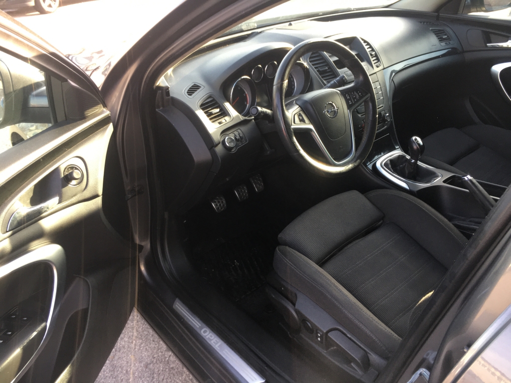 OPEL INSIGNIA SPORT TOURER 2.0 CDTI 160CV