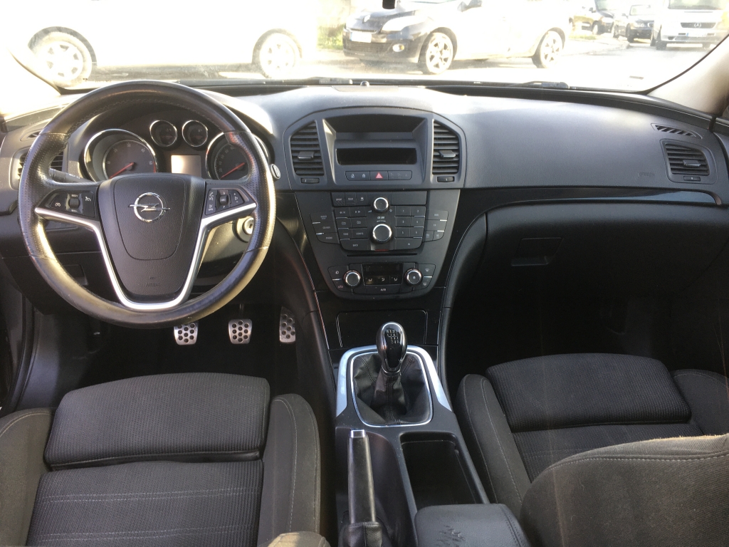 OPEL INSIGNIA SPORT TOURER 2.0 CDTI 160CV