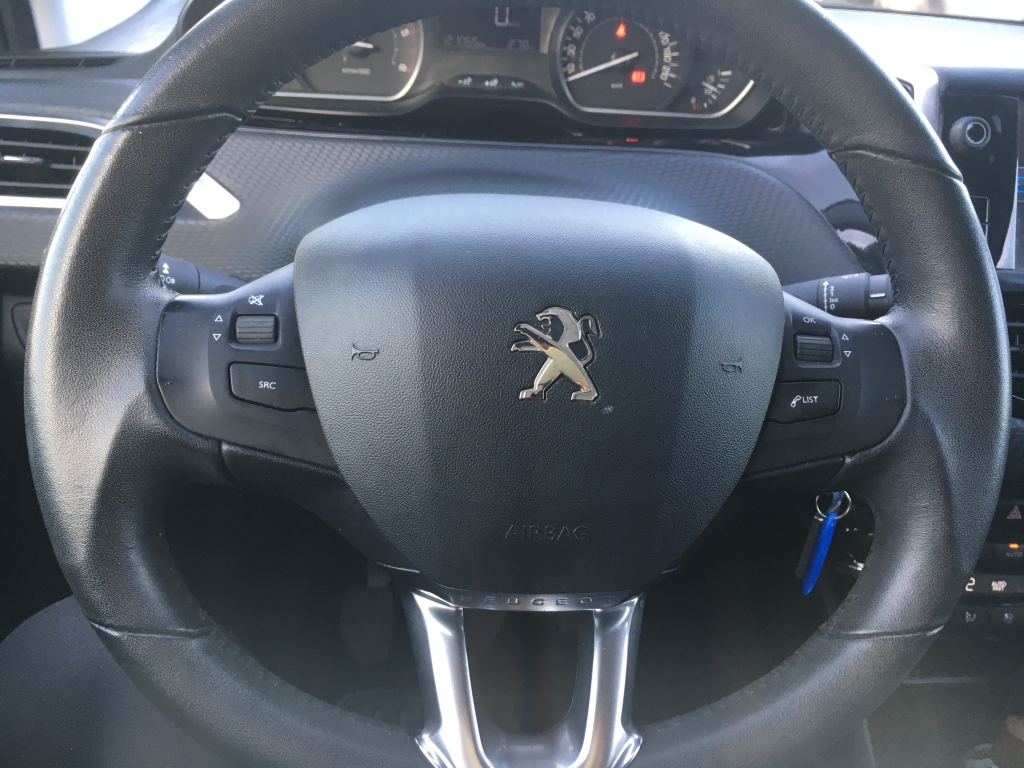 PEUGEOT 208 1.6 HDI 100CV