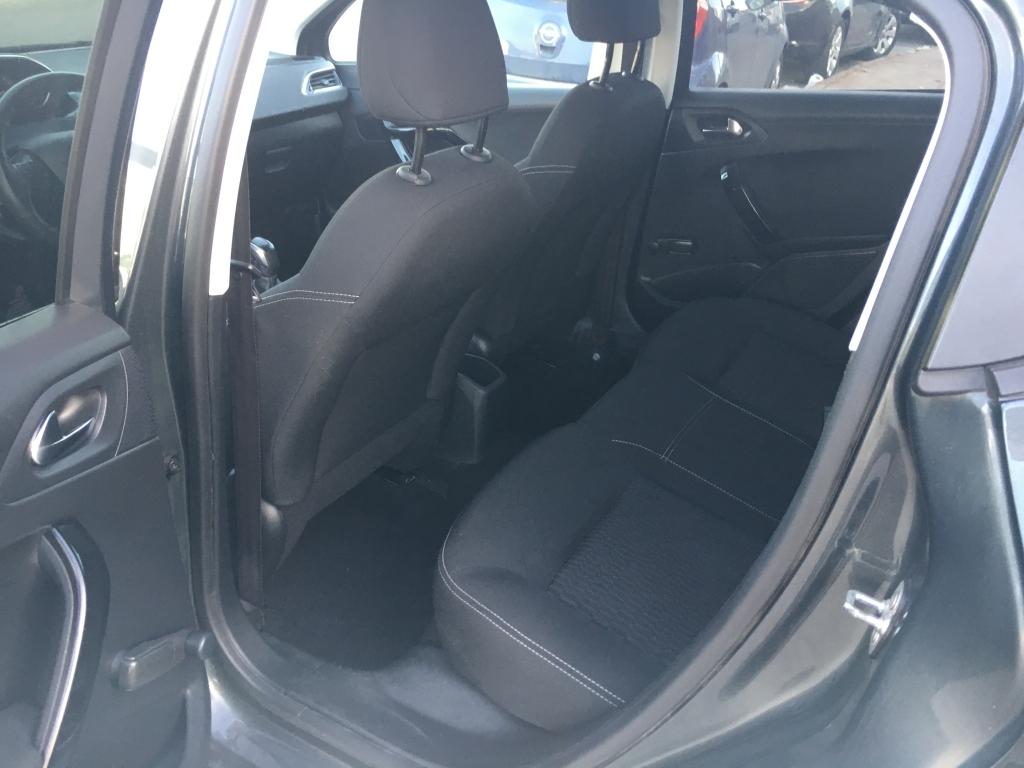 PEUGEOT 208 1.6 HDI 100CV