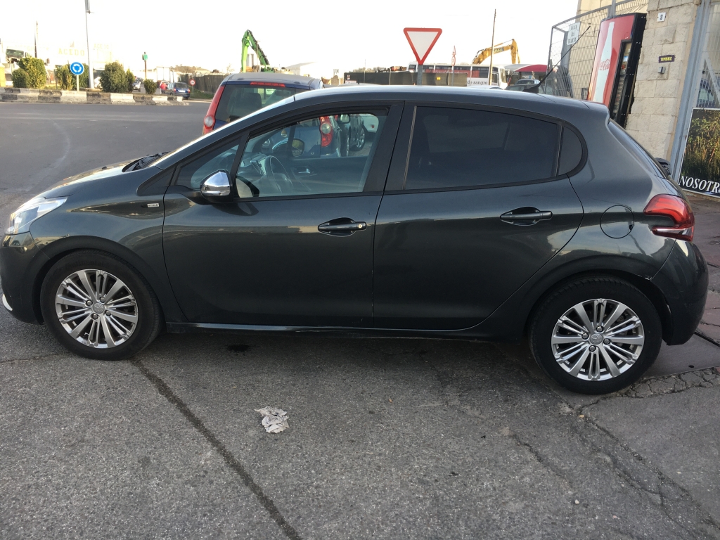 PEUGEOT 208 1.6 HDI 100CV