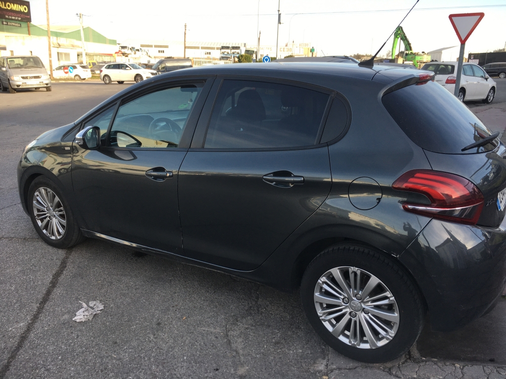 PEUGEOT 208 1.6 HDI 100CV