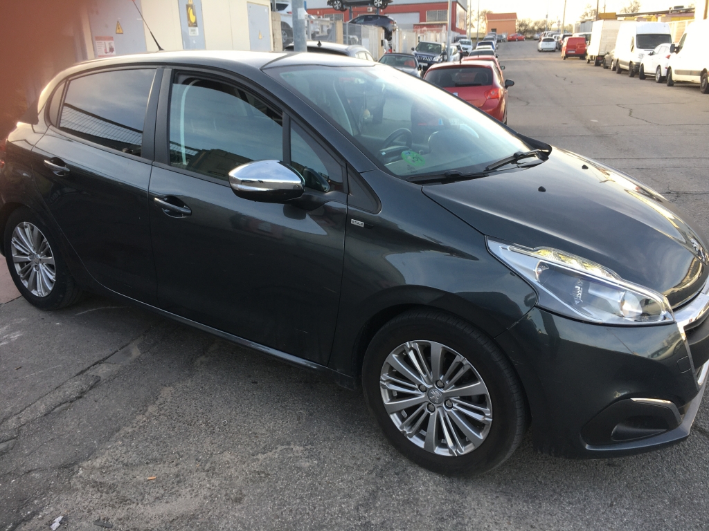 PEUGEOT 208 1.6 HDI 100CV