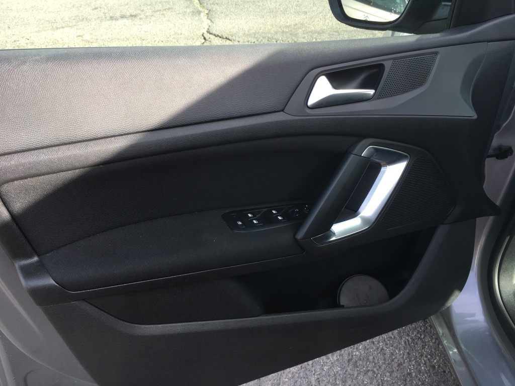 PEUGEOT 308 1.6 HDI 92CV