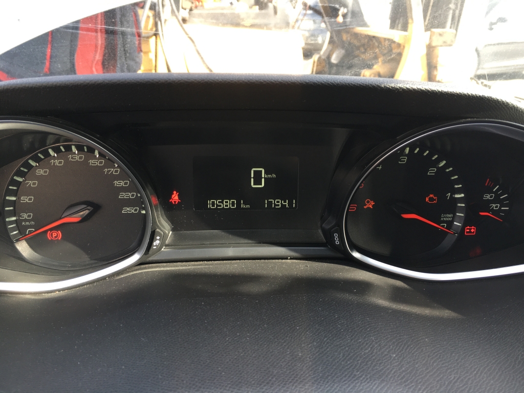 PEUGEOT 308 1.6 HDI 92CV