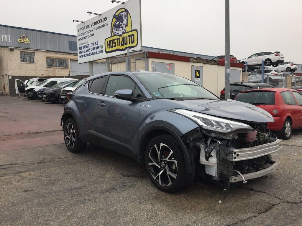 TOYOTA C-HR 1.8 HIBRIDO 98CV