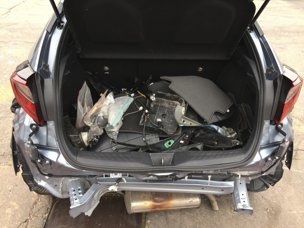 TOYOTA C-HR 1.8 HIBRIDO 98CV