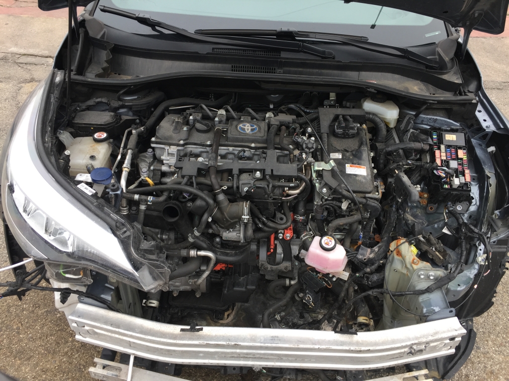TOYOTA C-HR 1.8 HIBRIDO 98CV