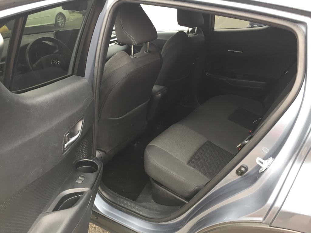 TOYOTA C-HR 1.8 HIBRIDO 98CV