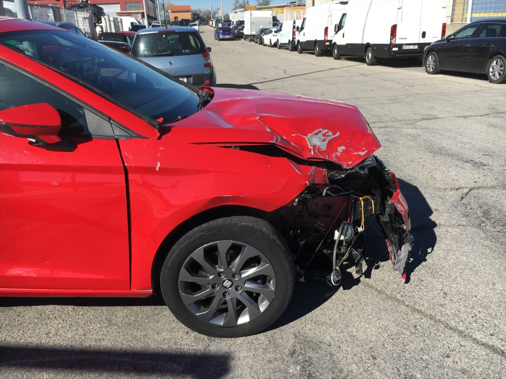 SEAT LEON ITECH 1.6 TDI 105CV
