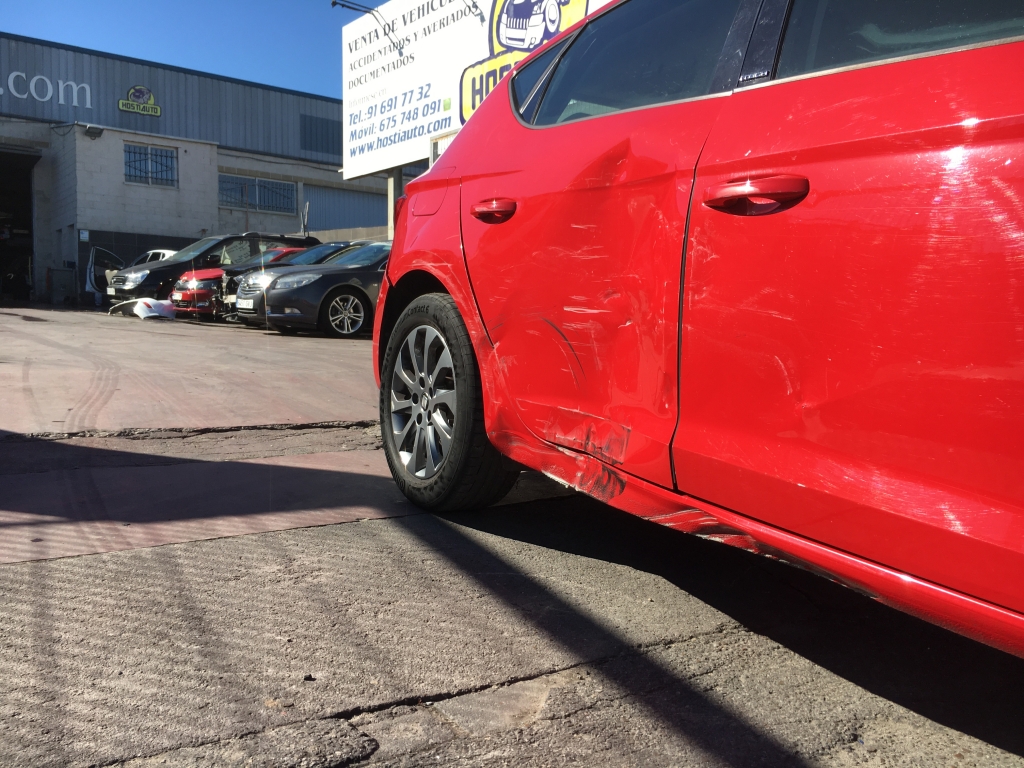 SEAT LEON ITECH 1.6 TDI 105CV