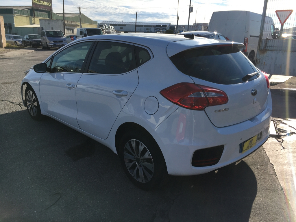 KIA CEE D 1.4 CRDI 90CV