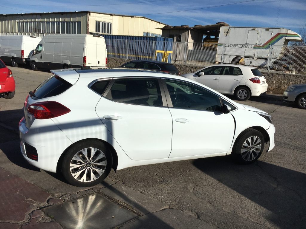 KIA CEE D 1.4 CRDI 90CV