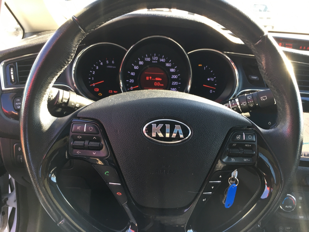 KIA CEE D 1.4 CRDI 90CV