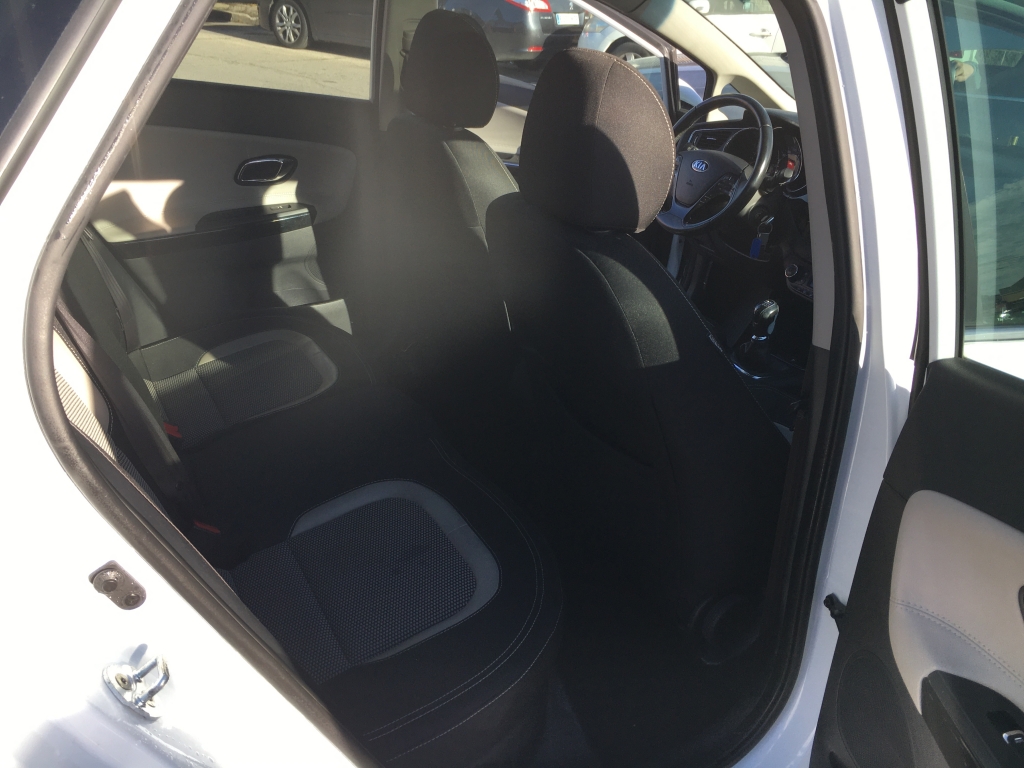 KIA CEE D 1.4 CRDI 90CV