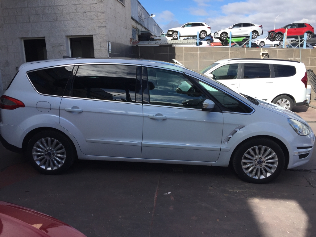 FORD S-MAX 2.0 TDCI 136CV AUT