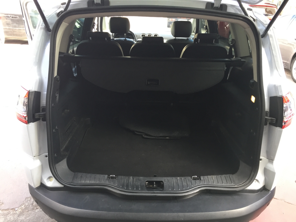 FORD S-MAX 2.0 TDCI 136CV AUT