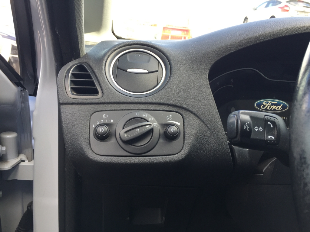 FORD S-MAX 2.0 TDCI 136CV AUT