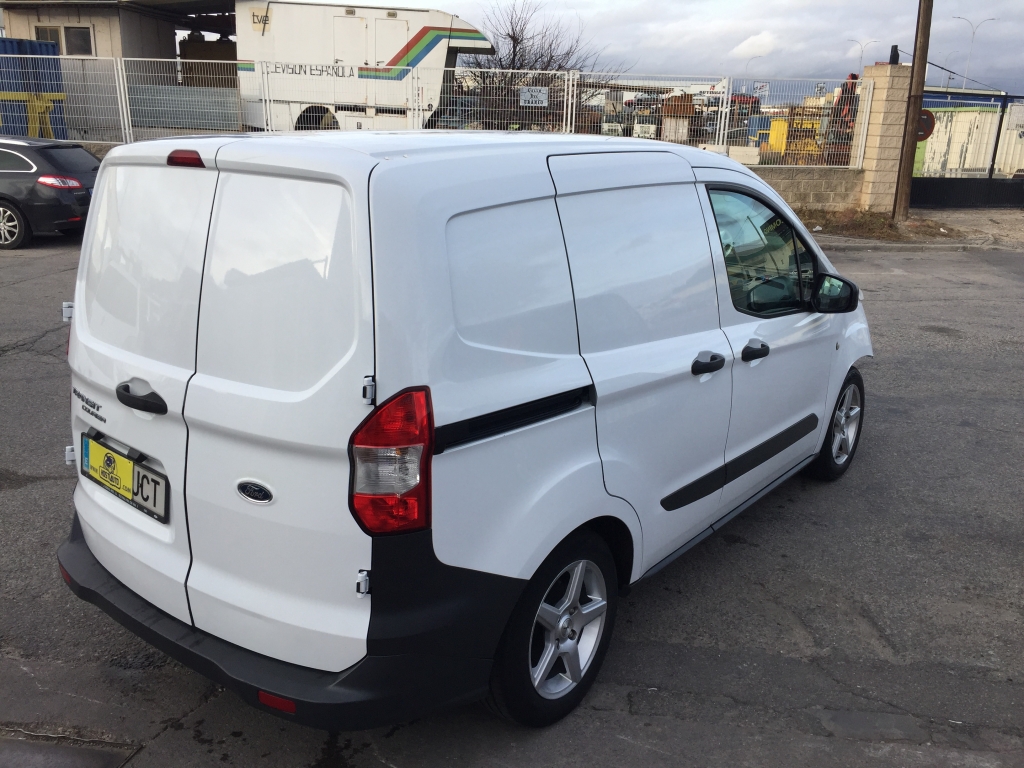 FORD TRANSIT COURIER 1.5 DCI 75CV